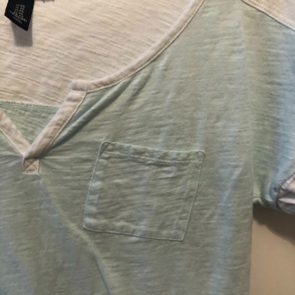 GAP tee - Picture 3 of 4